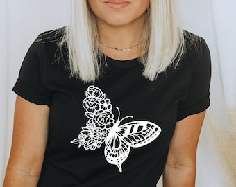 Butterfly Shirt, Monarch Butterfly Tshirt, Botanical Shirt, Cute Butterfly Shirt, Animal lover gift, Nature Lover shirt, Butterflies Shirt