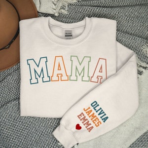 Personalized Mama Sweatshirt, Mama Sweatshirt With Kids Names, Mom Birthday Gift, Custom Crewneck, Mother's Day Gift, Gift Mom Wife, MO28