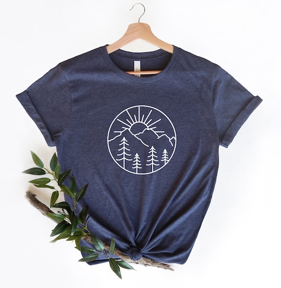 Minimalist Mountain Shirt, Simple Mountain Tee, Hiking Shirt, Aesthetics T-Shirt, Nature Lover, Adventure Shirt, Mountain Sun Tee