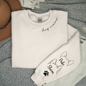 Personalized dog Mama Sweatshirt, Dog Ear and name On Sleeve, Dog Mama Collar Shirt, Dog Lover Gift, Mother's Day Gift, Gift Mom Wife, SL64