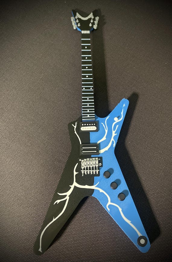 Dean ML ハードケース　Dimebag Electric Guitar Hardshell Case, Suitable For Washburn