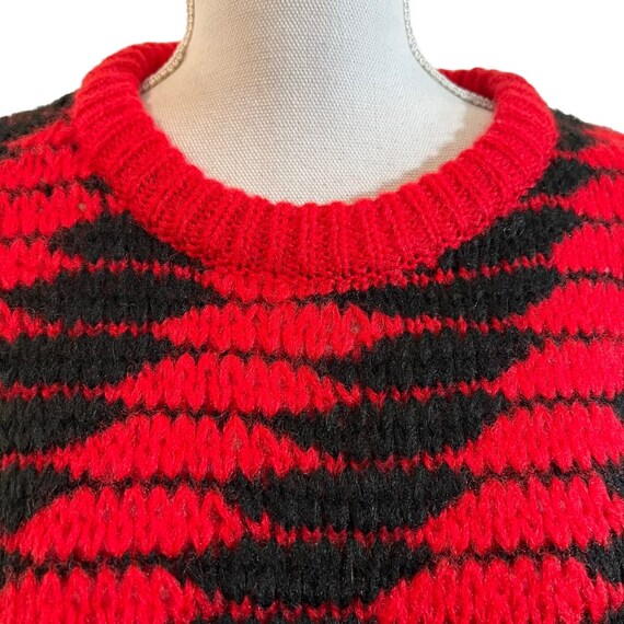 Vintage 80's Red & Black New Wave Short Sleeve Sw… - image 6