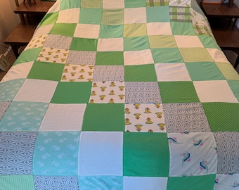 Vintage 70's Patchwork Quilt Topper Coverlet Bedspread