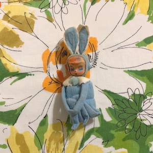 Vintage Felt Bunny Knee Hugger Pixie Elf Japan
