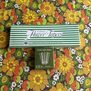 Vintage 70&#39;s Flower Taper Candles And Holder