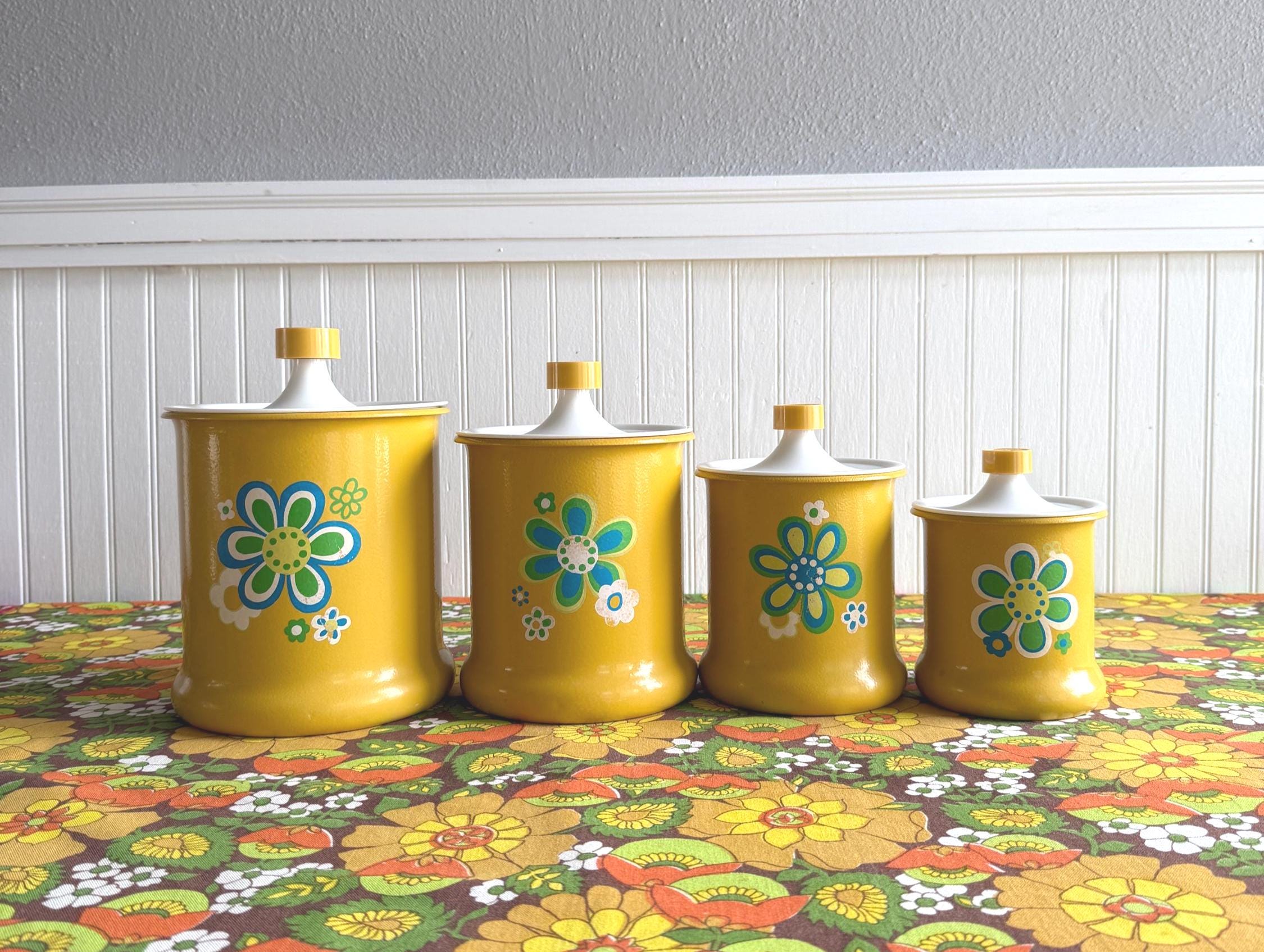 1960年代 米国 KROMEX社ミッドセンチュリー イエローキャニスターセット Kromex Canister Set - Etsy