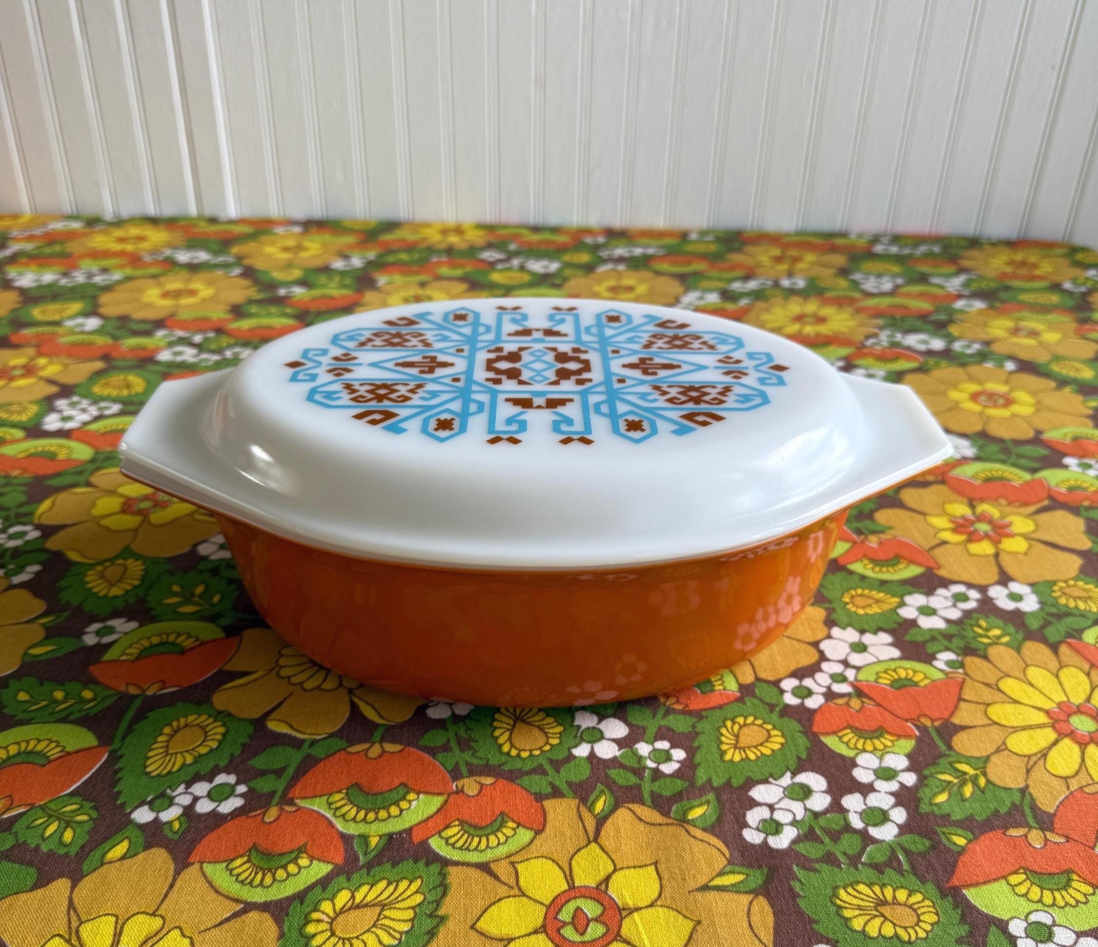 70s Pyrex Casserole - Etsy