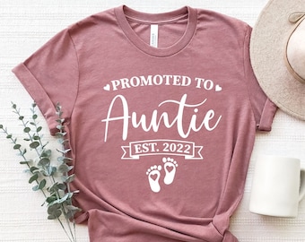 Promoted To Aunt T-shirt, New Aunt Shirt, Gift for Aunt, Aunt Announcement, Personalized Aunt Shirt, Custom 2023 Aunt Tee, Cool Auntie Shirt