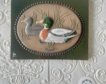 2羽のアヒルを描いた、非常に美しく珍しい青色のアルミニアセラミック