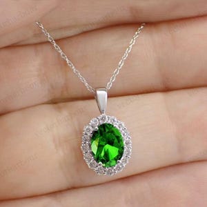 Colgante de granate tsavorita para mujer, forma ovalada, tsavorita, para boda, estilo art déco, con piedra preciosa verde, regalo único de aniversario.
