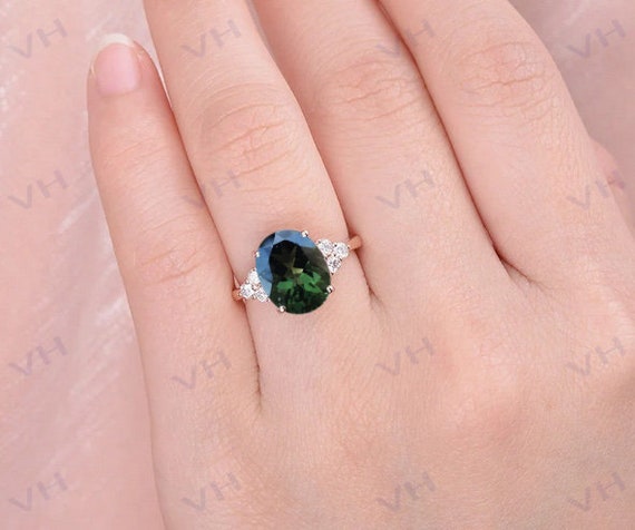 Female moldavite ring deals