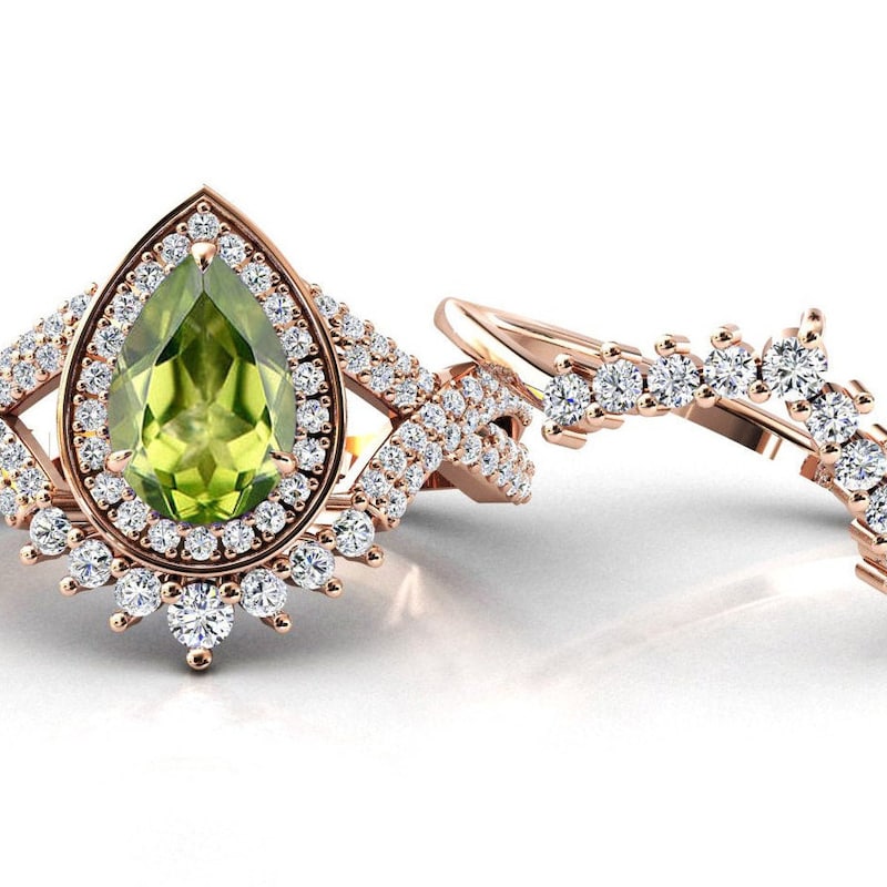 Peridot Engagement Ring - Etsy