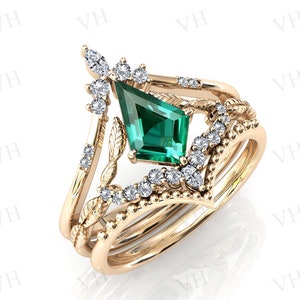 Kite Shaped Emerald Engagement Ring Set for Women Art Deco Leaf Style