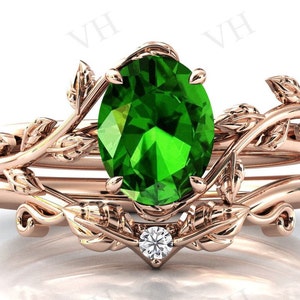 Antique Tsavorite Garnet Engagement Ring Set Art Deco Leaf Style 2 Pcs Wedding Ring Set Oval Shaped Tsavorite Bridal Ring Set Gift For Her