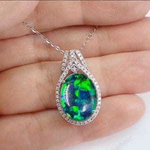 11Ct Green Opal Pendant For Women Vintage Green Opal Wedding Pendant Oval Shaped Green Opal Halo Design Pendant Rose Gold Statement Pendant