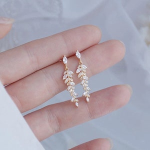 Gold Leaf Dangle Earrings: Bridal Wedding Jewelry