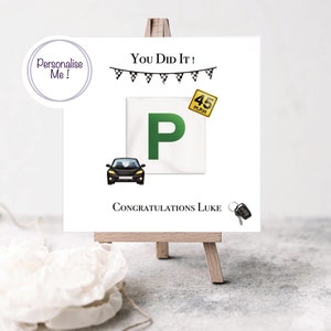 Herzlichen Glückwunsch zur bestandenen Fahrprüfungskarte mit P-Schild, Schlüsseln und MPH-Zeichen, gut gemachte Fahrprüfung, Fahrprüfungs-Pass-Karte