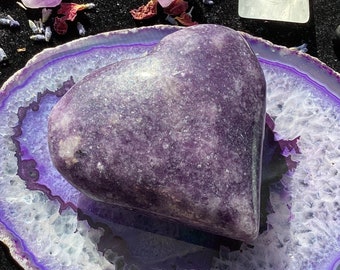 Lepidolite Heart Crystal, Natural Lepidolite, Purple Mica Crystal, Purple Heart Crystal, Lepidolite Crystal, Heart Crystal, Lepidolite, Mica