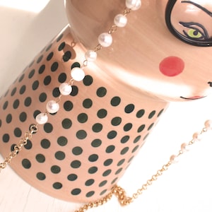 Freshwater Pearl Glasses Chain, Boho Gold Eyeglass Chain, Sunglass and Mask Chain Holder, Reading Glasses chain necklace, Gift For Her,