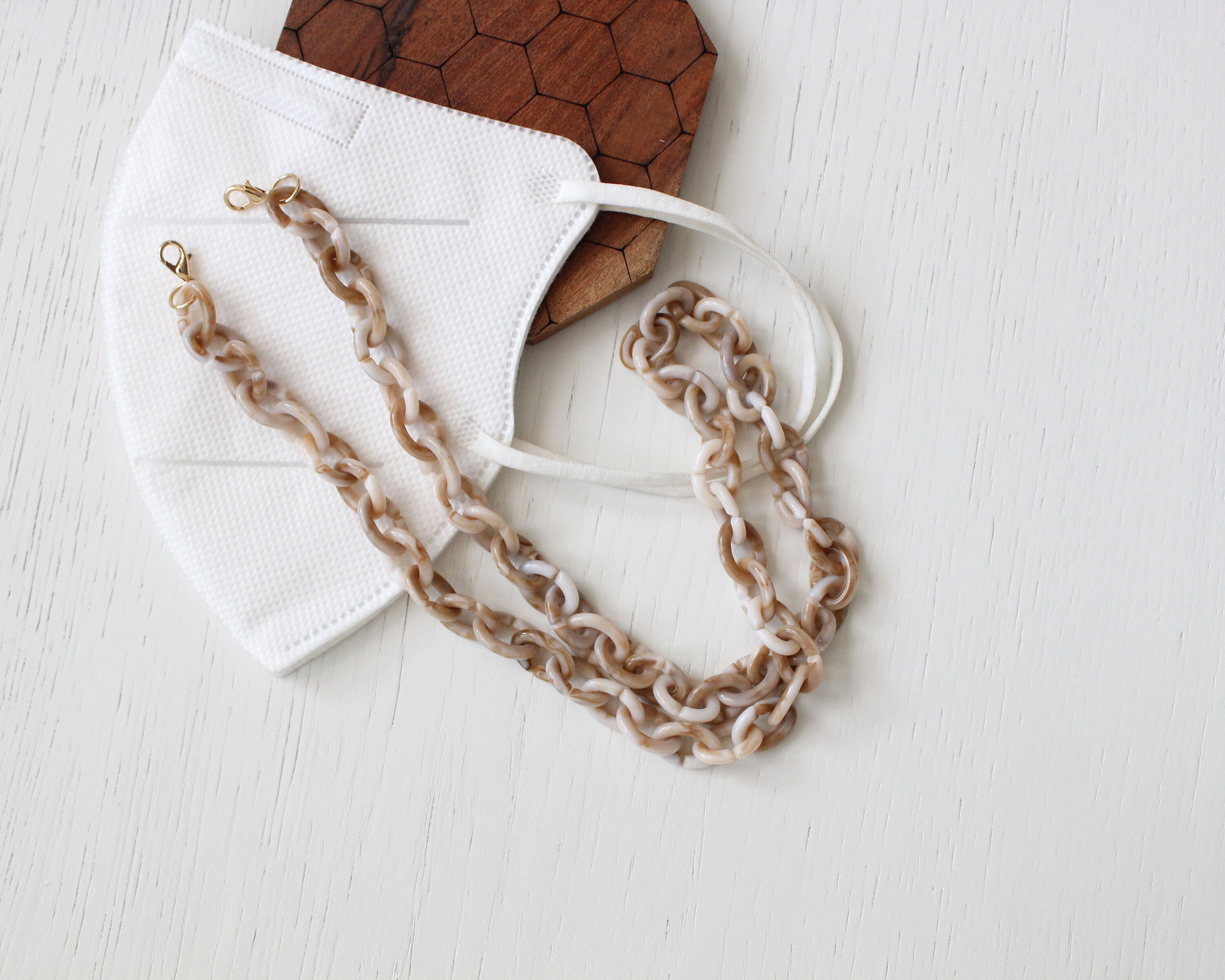 Sophisticated Tan Tortoise Resin Chunky 