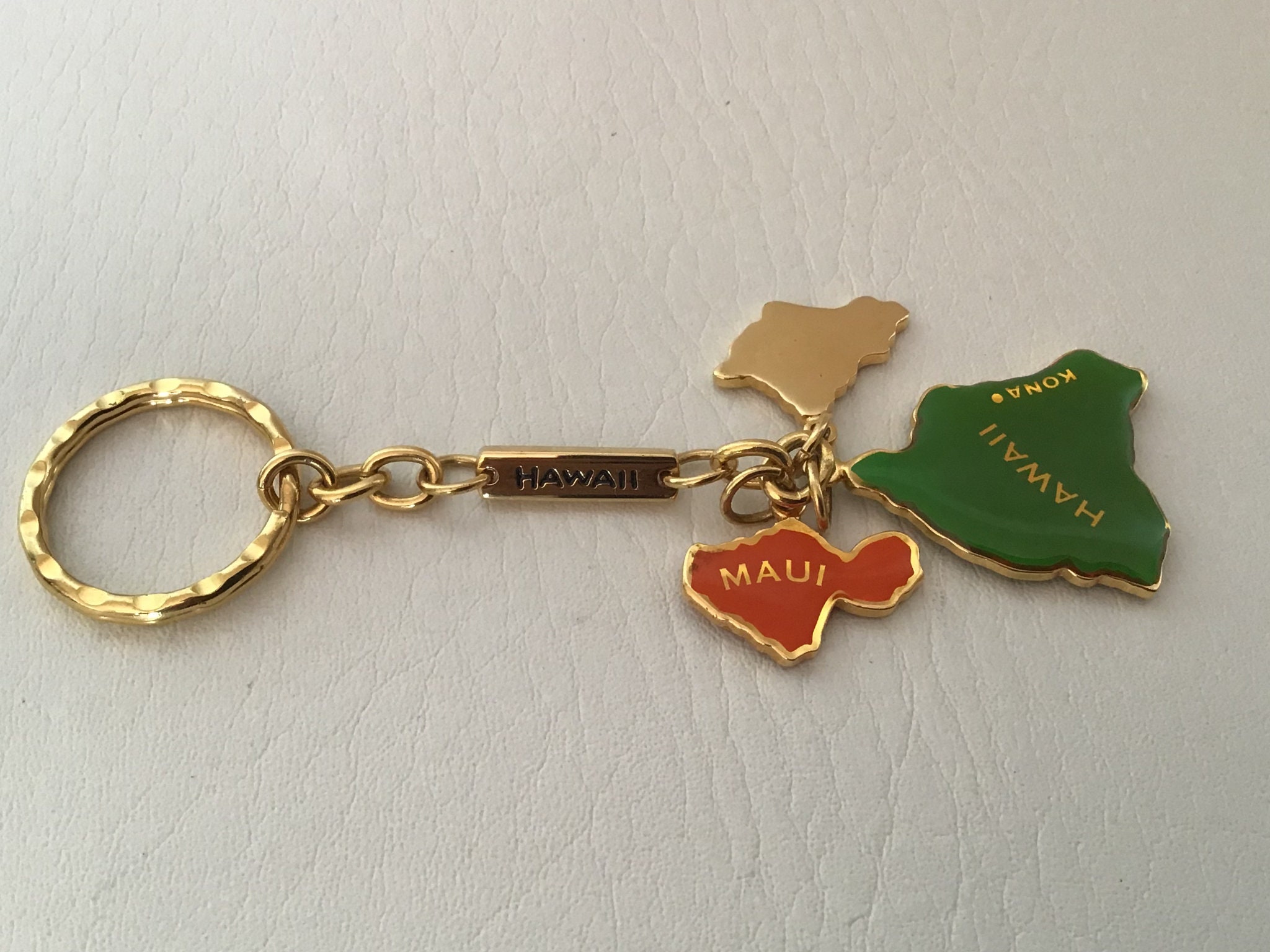 Vintage Hawaii Keychain avec charmes Key Man Engravables All Etsy