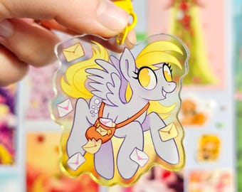 Derpy Hooves MLP Friendship is Magic Gen 4 Bunter Farbverlauf Acryl Schlüsselanhänger Charm