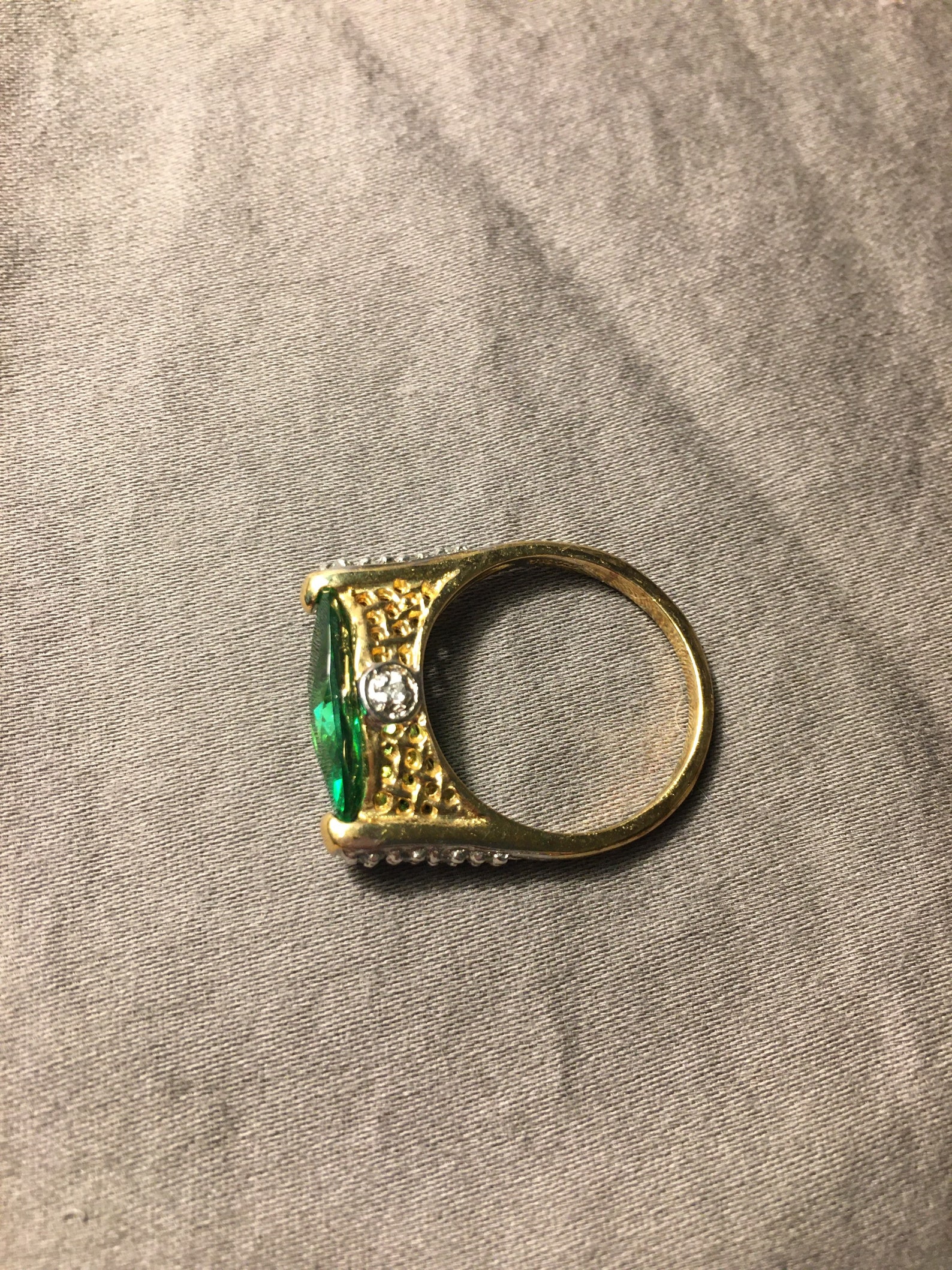 Vintage Costume Jewelry Green Stone Gold Tone Rhinestone Ring Etsy