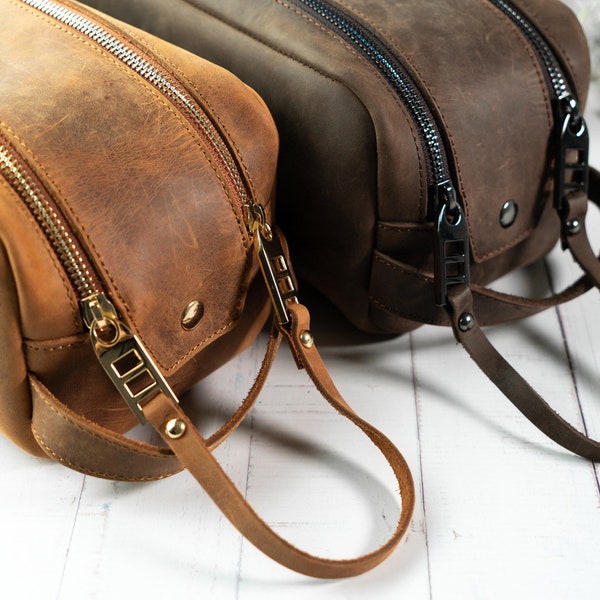 Personalized Leather Dopp Kit, Full Grain Leather Toiletry Bag