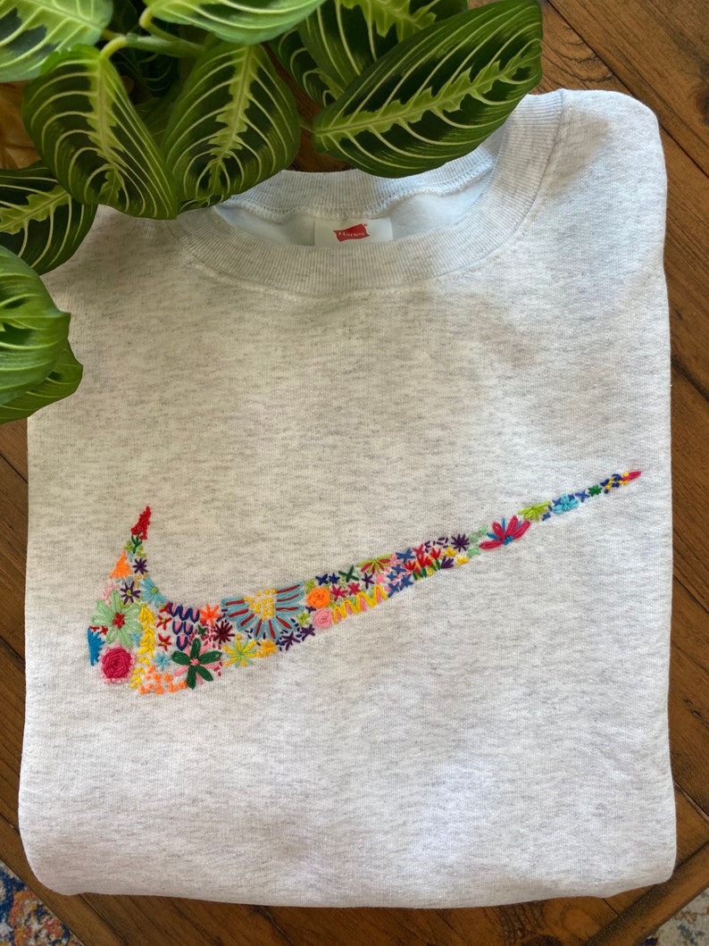nike sweats with flowers