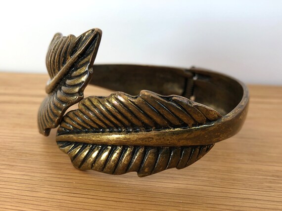 Vintage Brass Leaf Clamper Bracelet, Hinged Brass… - image 3