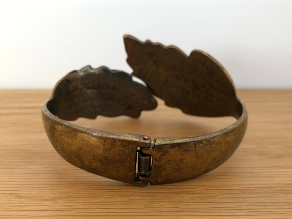 Vintage Brass Leaf Clamper Bracelet, Hinged Brass… - image 5