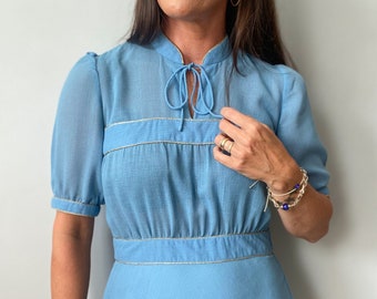 Robe bleue et dorée vintage des années 70