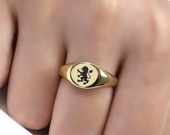 Heraldic Lion Signet Ring · Engraved Lion Ring · Unisex Ring · Royalty Symbol Ring