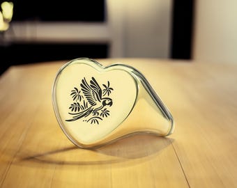 Engraved Macaw Signet Ring · Custom Macaw Bird Ring · Personalized Ring· Animal Ring · Heart Shaped Ring