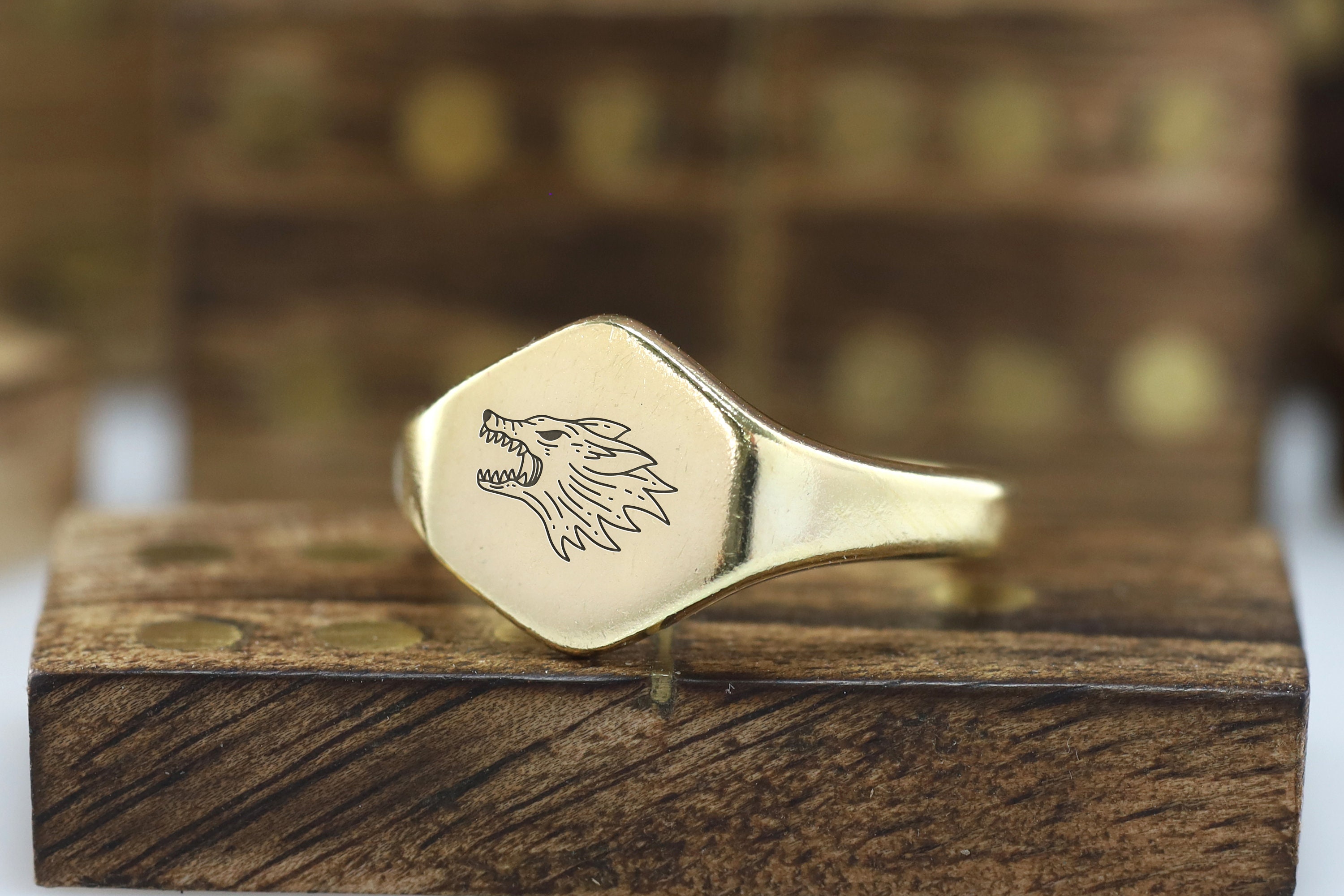 Engraved Wolf Ring Gothic Ring Animal Signet Ring Hipster Ring Unisex ...