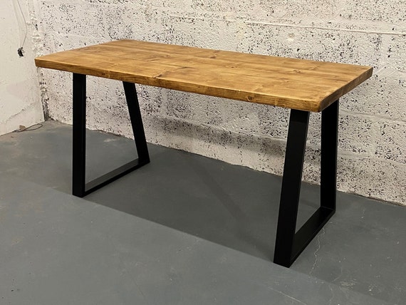 Pata de mesa cónica cuadrada en madera de pino