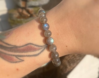 Pulsera de Labradorita de Alto Brillo: Piedra de Transformación, 8 mm