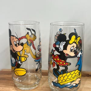CHOICE Pepsi Walt Disney Collector Series Mickey Mouse Minnie Mouse Glasses