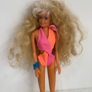 Vintage 1966 Barbie Wet n Wild Doll Aqua Magic Doll