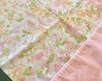 Vintage Stevens Utica Pink Floral Watercolor Standard Pillowcases No iron Percale 42x46 USA