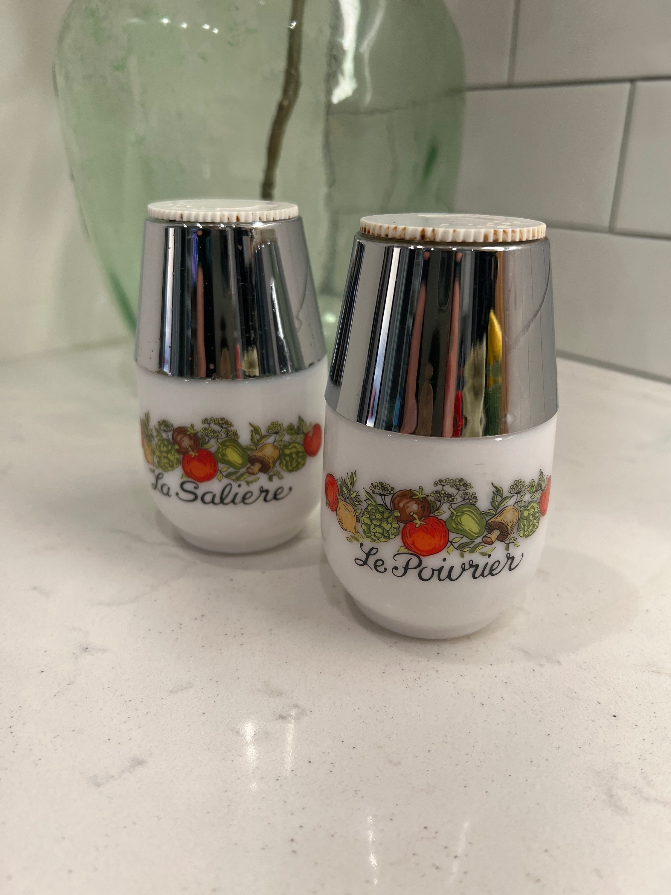 Gemco Corning Salt and Pepper Shakers Spice of Life La Saliere and Le  Poivrier, Vintage Gemco 