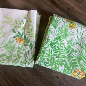 Tastemaker Vintage Green Butterfly Twin Sheet Set Flat Sheet, Fitted Sheet