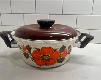 Vintage Pot & Pan Sets - Etsy Vintage Pot & Pan Sets - Etsy