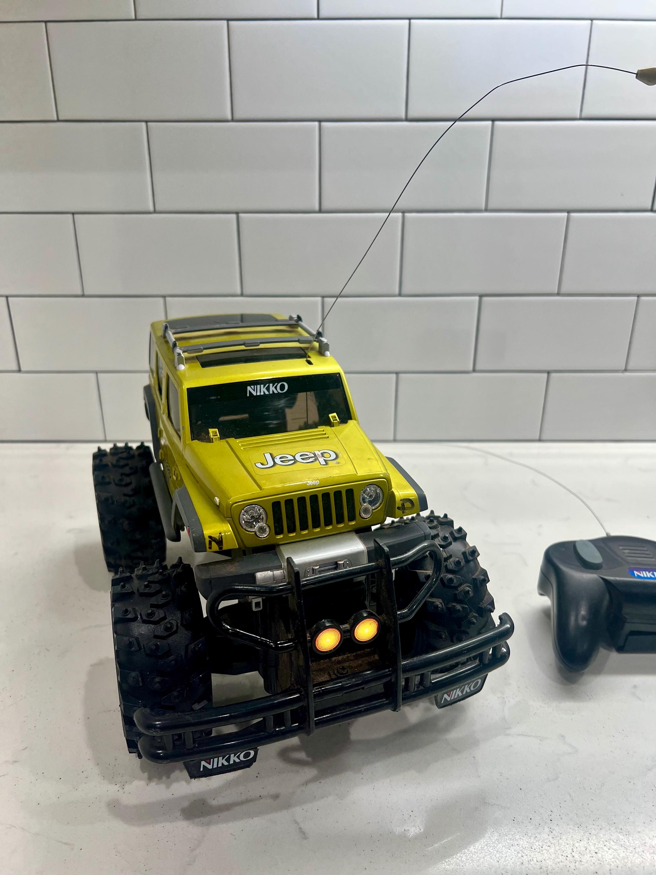 ニッコー Nikko ラジコン RC 1/6 Jeep Rescue ジープ　大 Nikko Radio Control Jeep Rescue off Road Trucking 1:18 Scale Toy