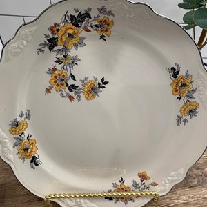 Homer Laughlin Virginia Rose Vintage Dinner Plates | Floral Brunch Table Setting | Vintage Tablescape