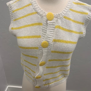 Vintage 1980s Ärmelloser Pulli in Gelb und Weiß