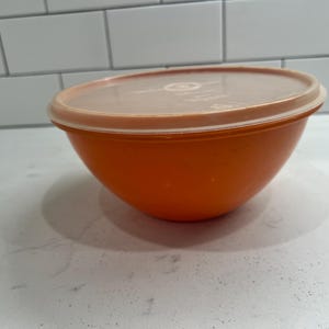 Vintage Tupperware Rührschüssel 235-29 Ernte Orange Aufbewahrung