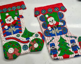 WAHL Vintage Weihnachten Gesteppte Weihnachtsmann oder Mrs. Claus Urlaub Strümpfe, Soldaten, Candy Cane, Polka Dots, festliche Bögen