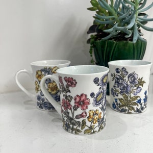 Wildflowers Meadow Mugs Fine Bone China Floral Tea Cups Made In India Set of 4 vintage