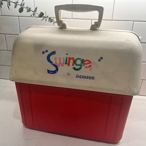 Vintage Swinger By Covey Cooler Red With White Lid Locking Handle